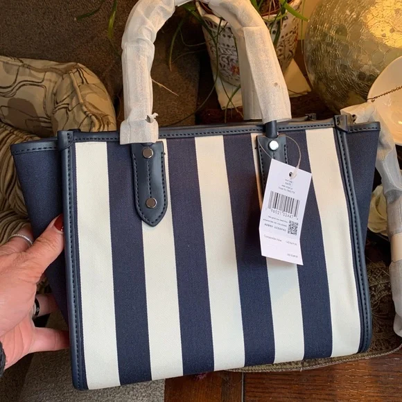 Authentic KATE SPADE Thick canvas and leather trim top zip Satchel/Crosby - Picture 5 of 14